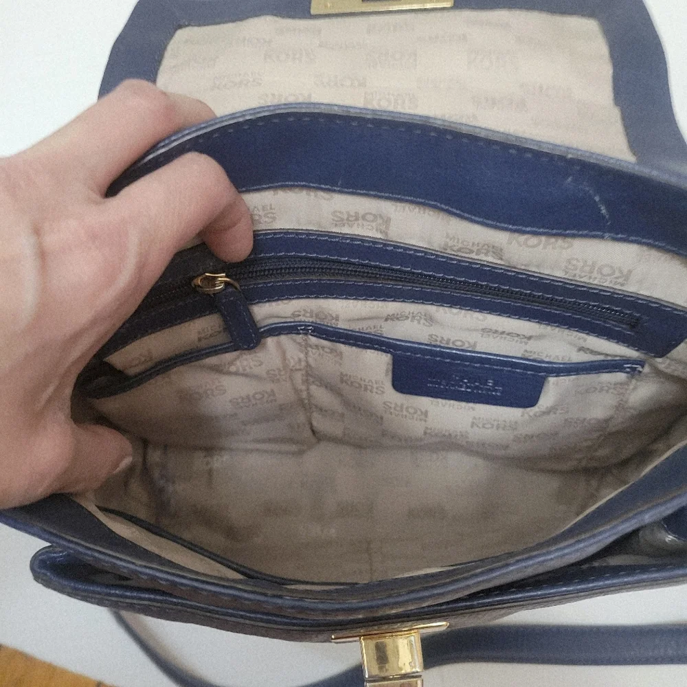 Michael Kors Blue Sloan top handle satchel bag. EUC. Career Minimalist‎ Preppy